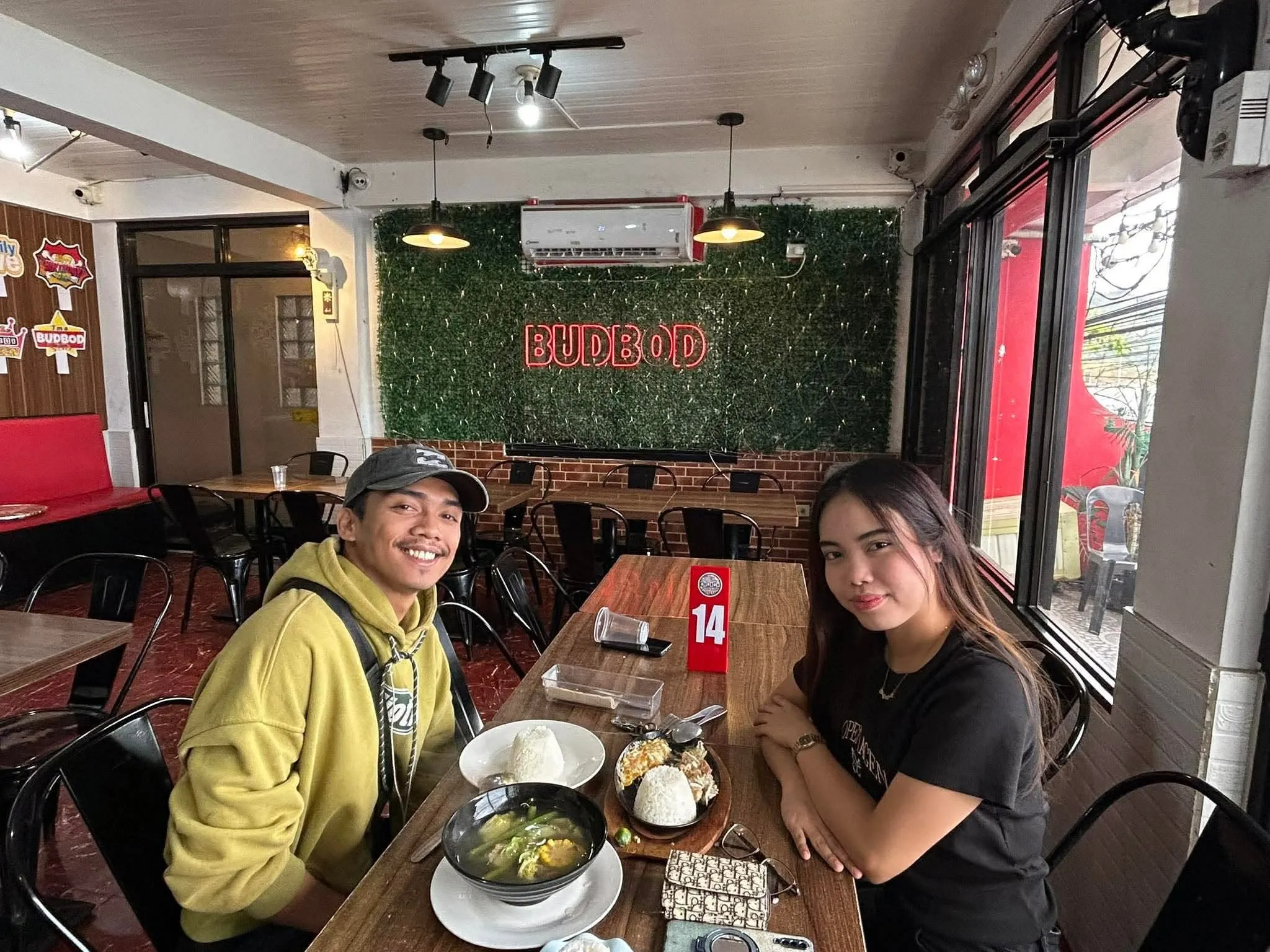 Budbod Seafood and Grill Resto Bar
